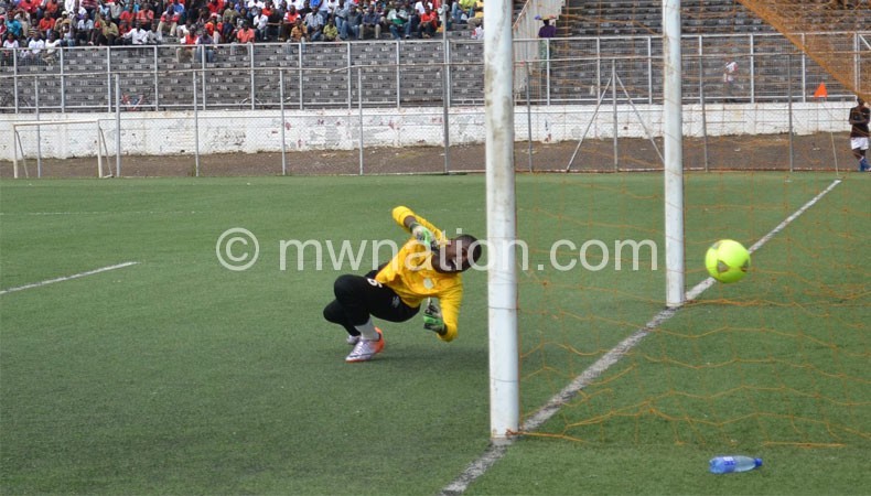 The Botswana goalie could not keep out Ng’ambi’s header