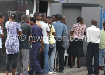 Malawians are spending too much time on ATM queues due to network problem