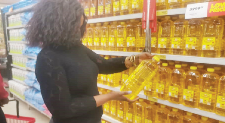 Consumers yearn for cooking oil price drop ￼ 