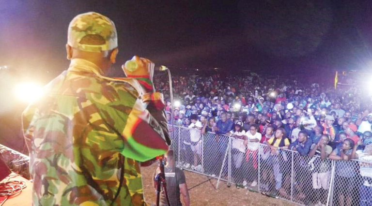 A week after Blantyre residents shunned his show, Mlaka Maliro had a sold out concert in Lilongwe